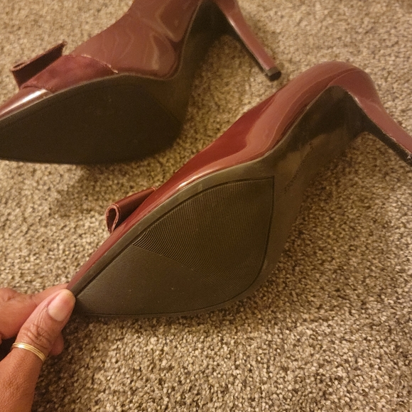 Pre owned Audrey Brooke burgundy Heels size 10 - Picture 5 of 9